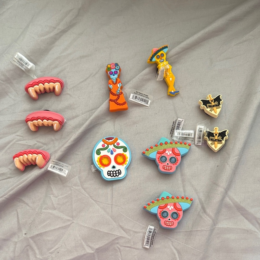 Croc Halloween jibits
